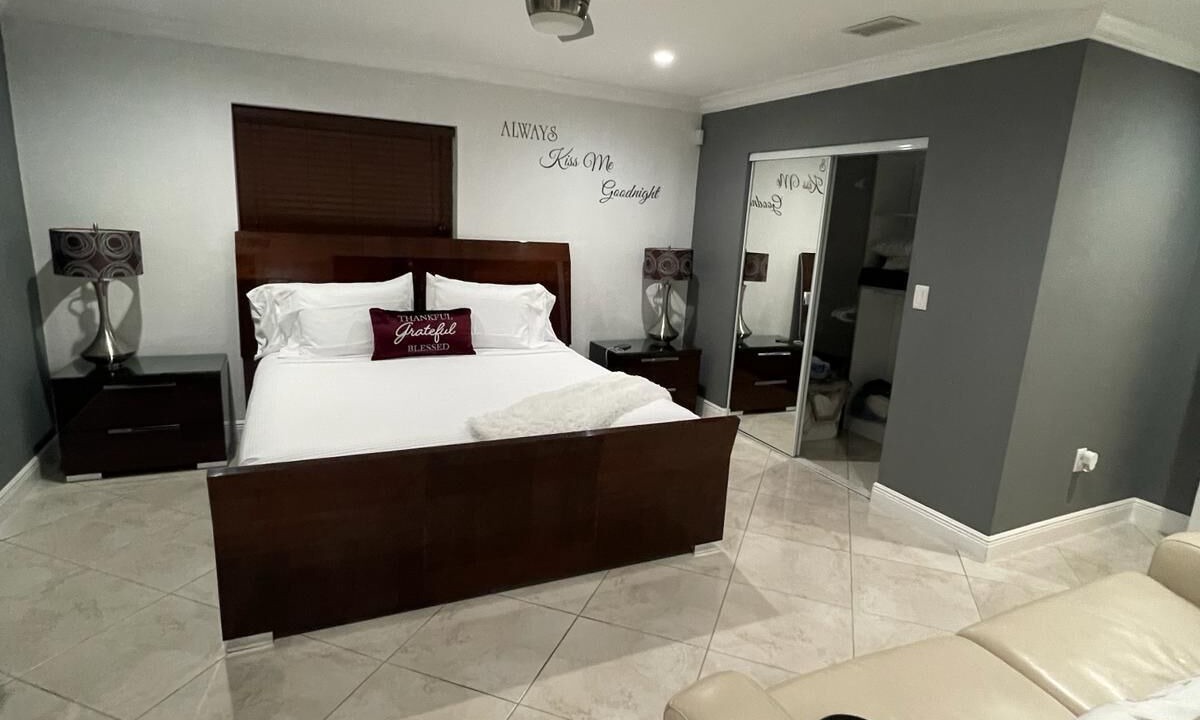 Photo of Bedroom in Greenacres