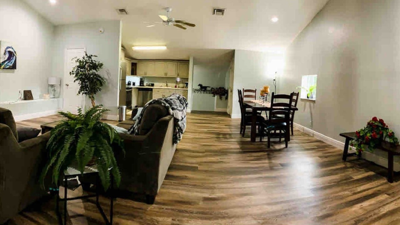 Photo of Livingroom in Loxahatchee Groves