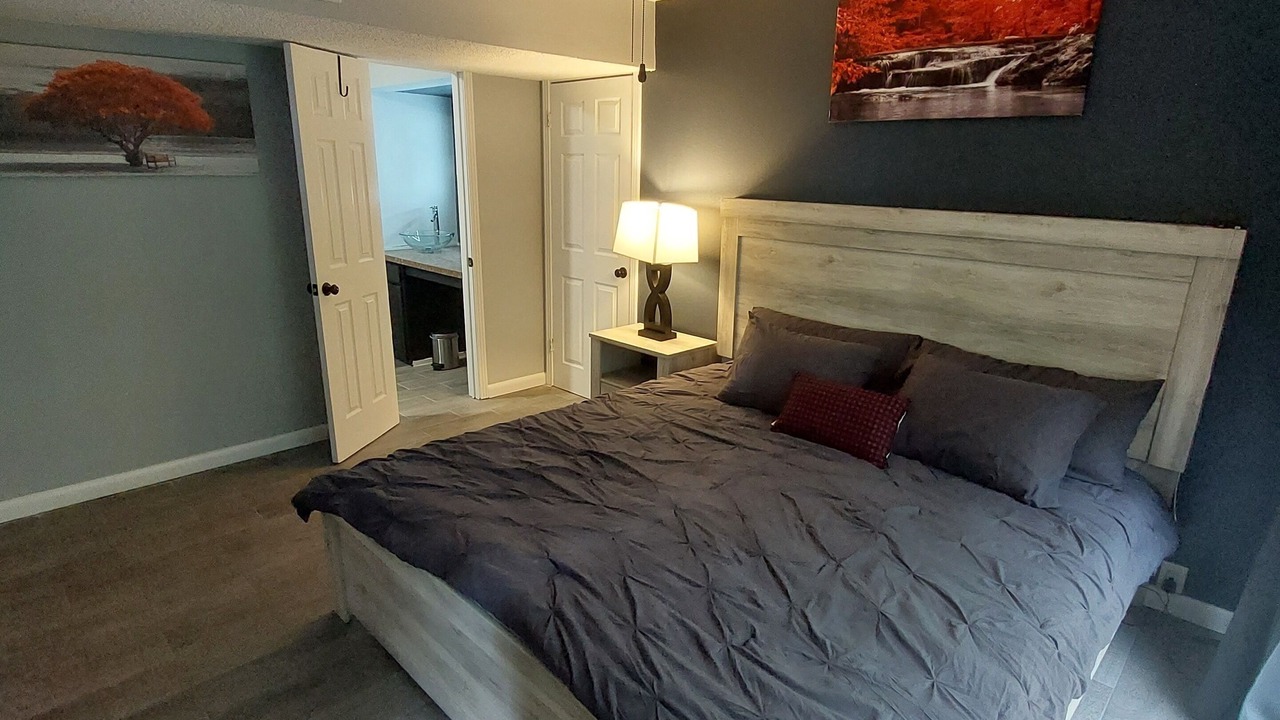 Photo of Bedroom in Lake Magdalene
