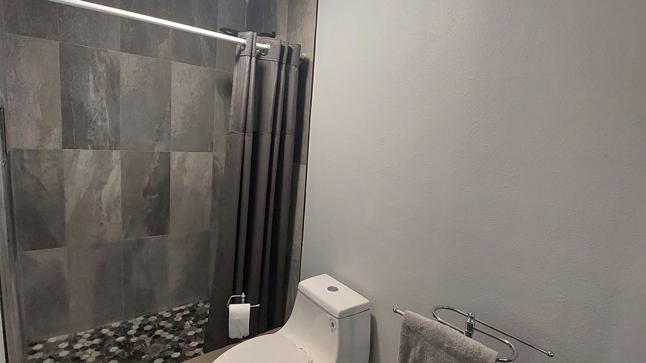 Photo of Bathroom in Lake Magdalene
