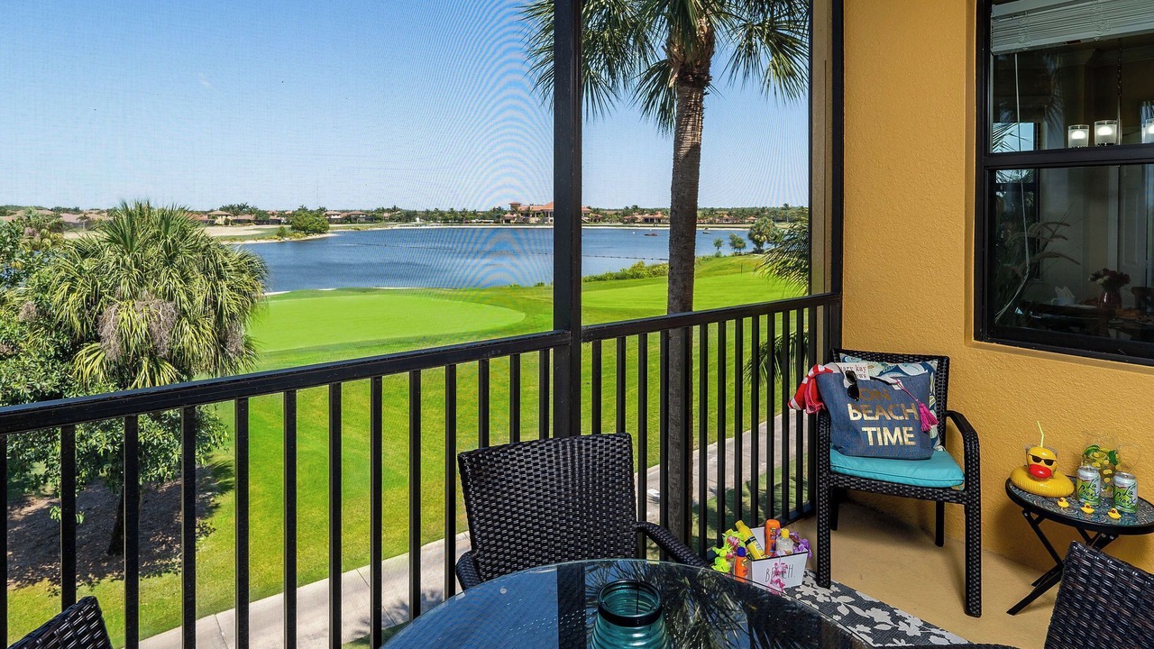 Photo of Outdoor in Naples