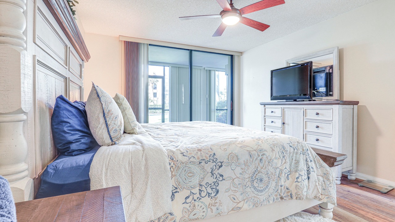 Photo of Bedroom in Jensen Beach