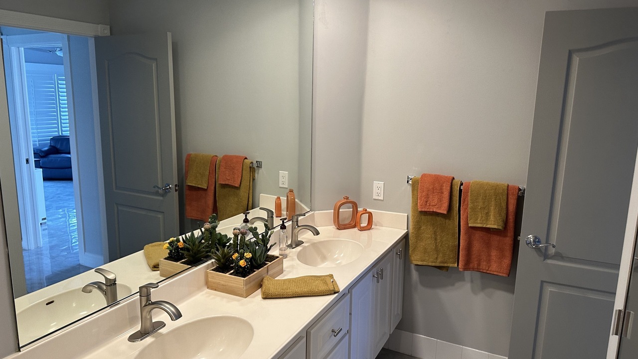 Photo of Bathroom in Village Walk