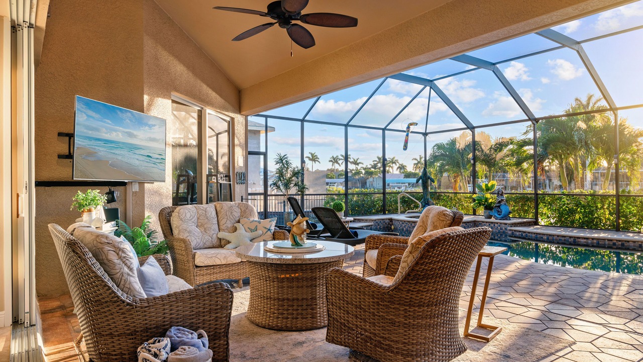 Photo of Livingroom in Caloosahatchee