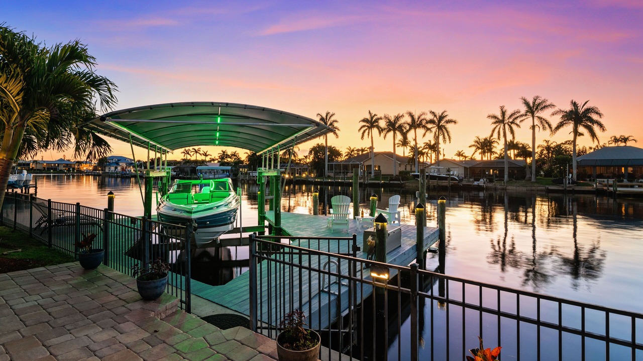 Photo of Others in Caloosahatchee