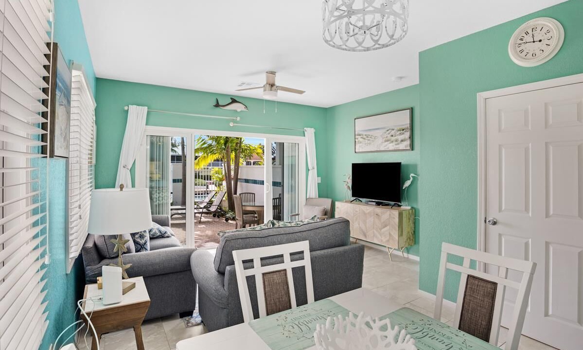 Photo of Livingroom in Marathon