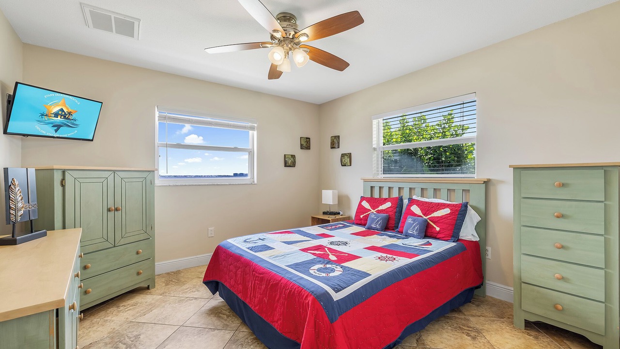 Photo of Bedroom in Pelican