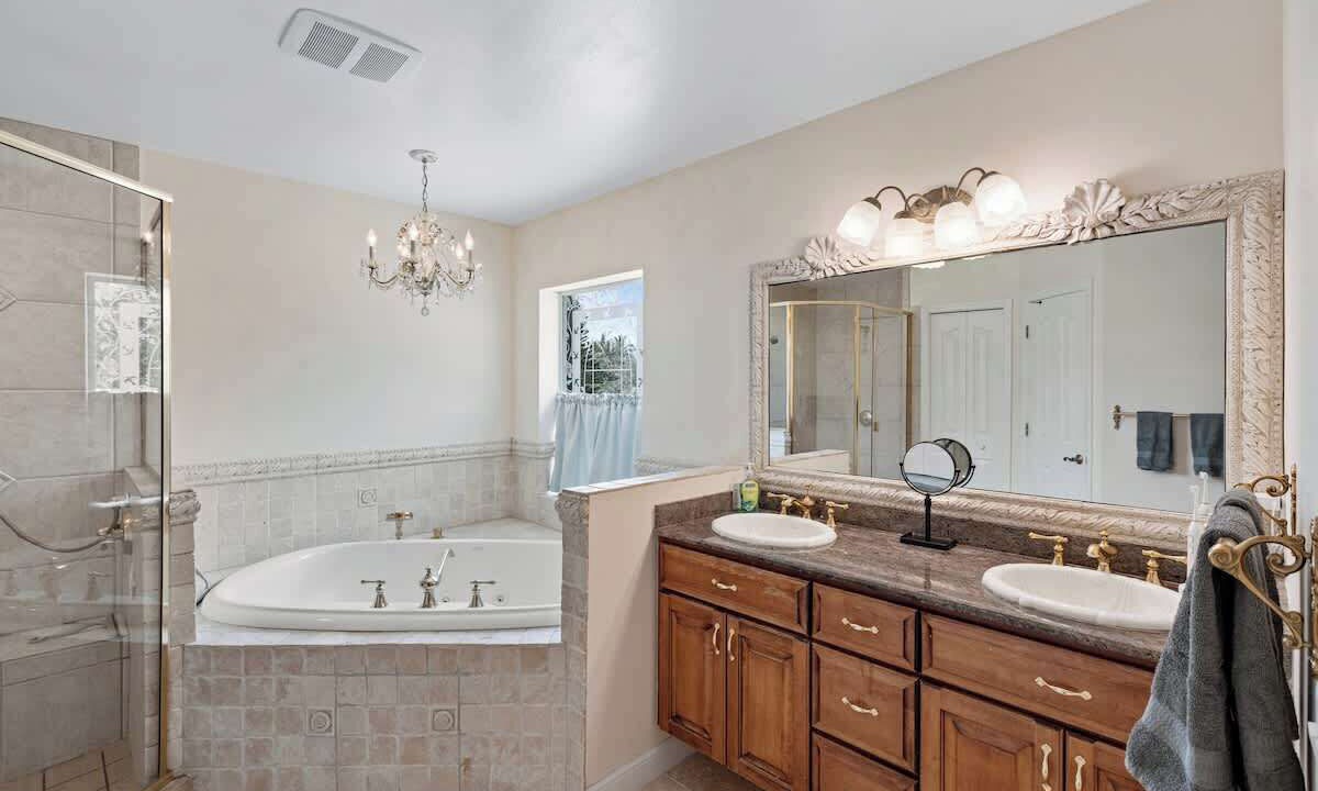 Photo of Bathroom in Melbourne Beach