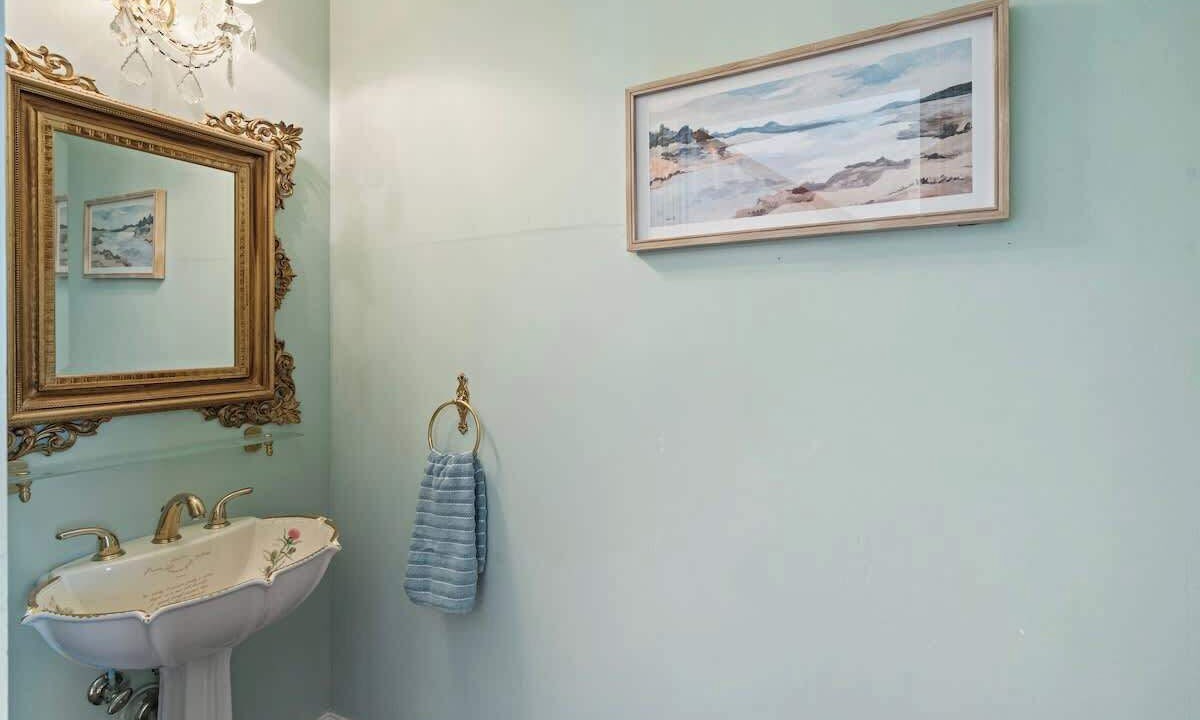 Photo of Bathroom in Melbourne Beach