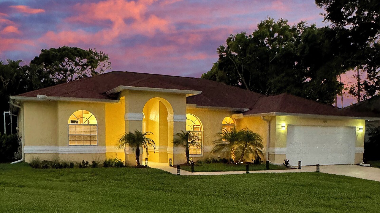 Photo of Outdoor in Central Naples