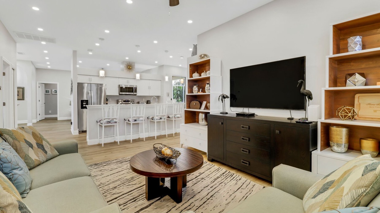 Photo of Livingroom in Central Naples