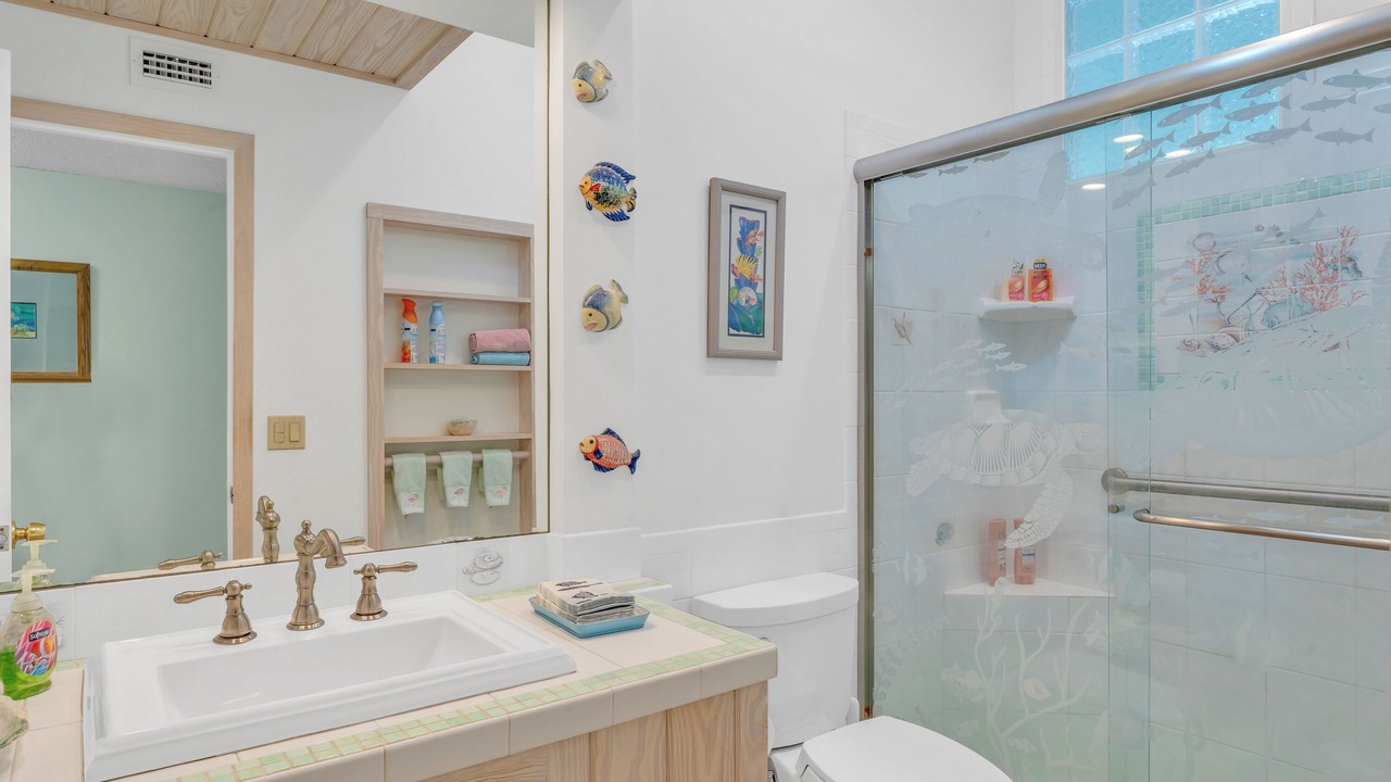 Photo of Bathroom in Islamorada