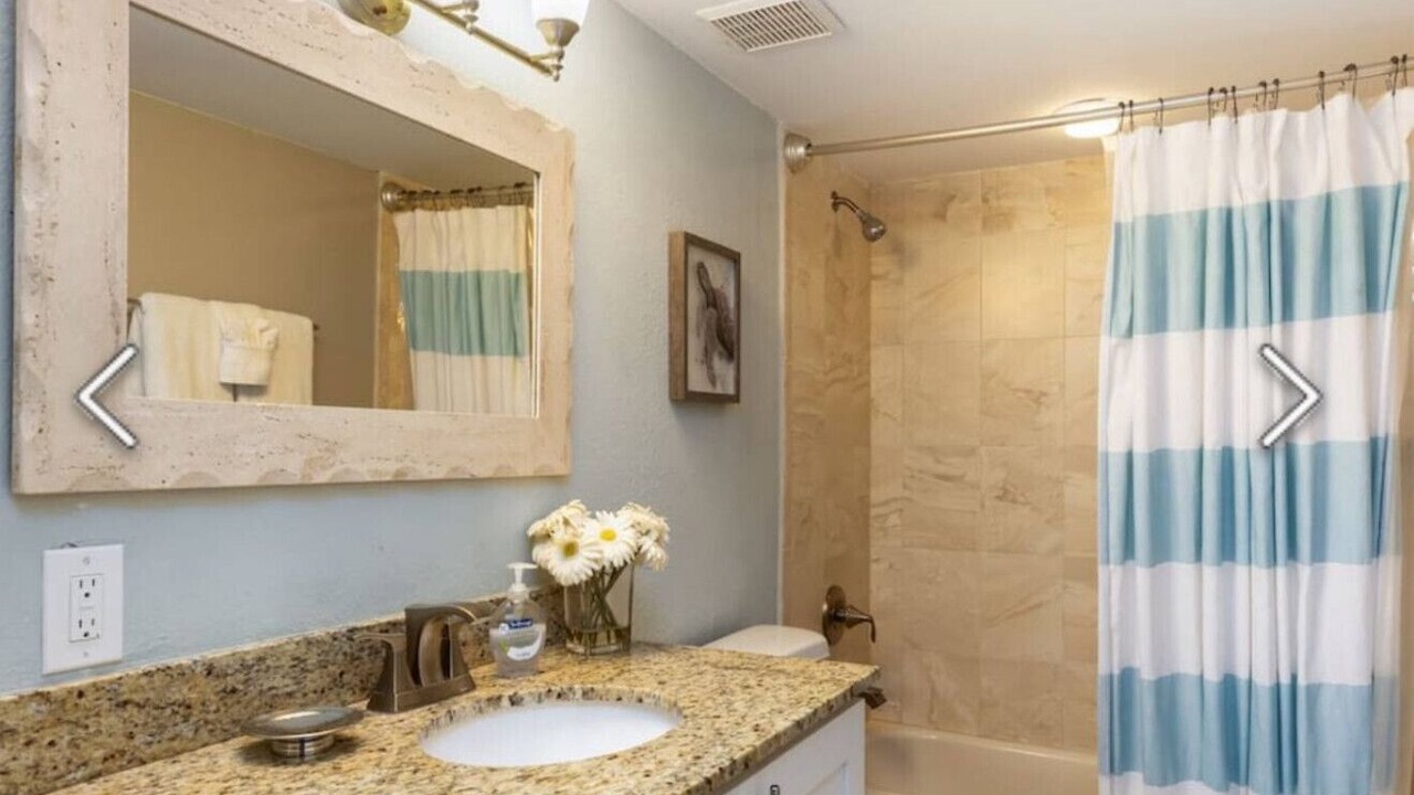 Photo of Bathroom in Tavernier