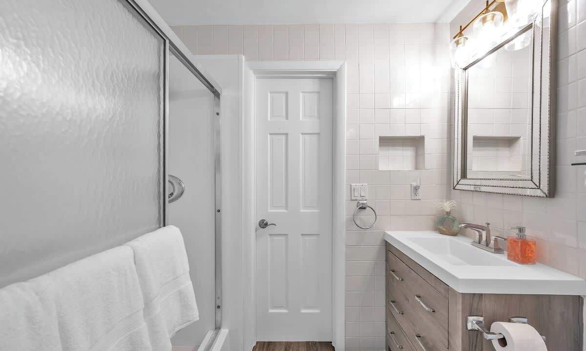 Photo of Bathroom in Largo