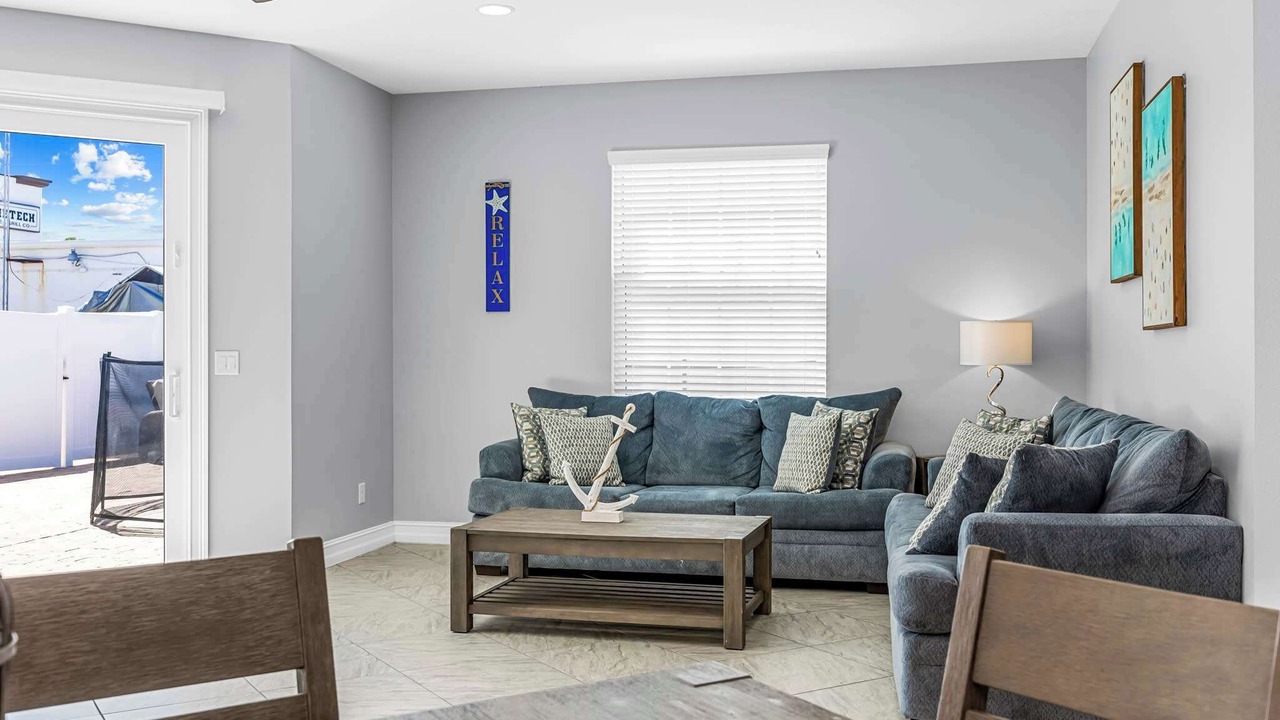 Photo of Livingroom in Indian Harbour Beach
