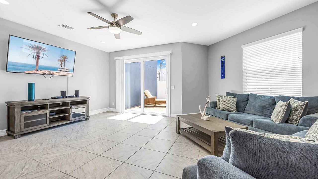 Photo of Livingroom in Indian Harbour Beach