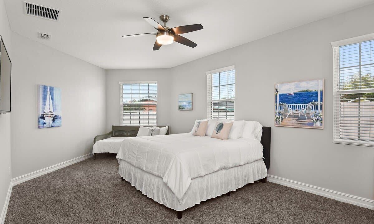 Photo of Bedroom in Indian Harbour Beach