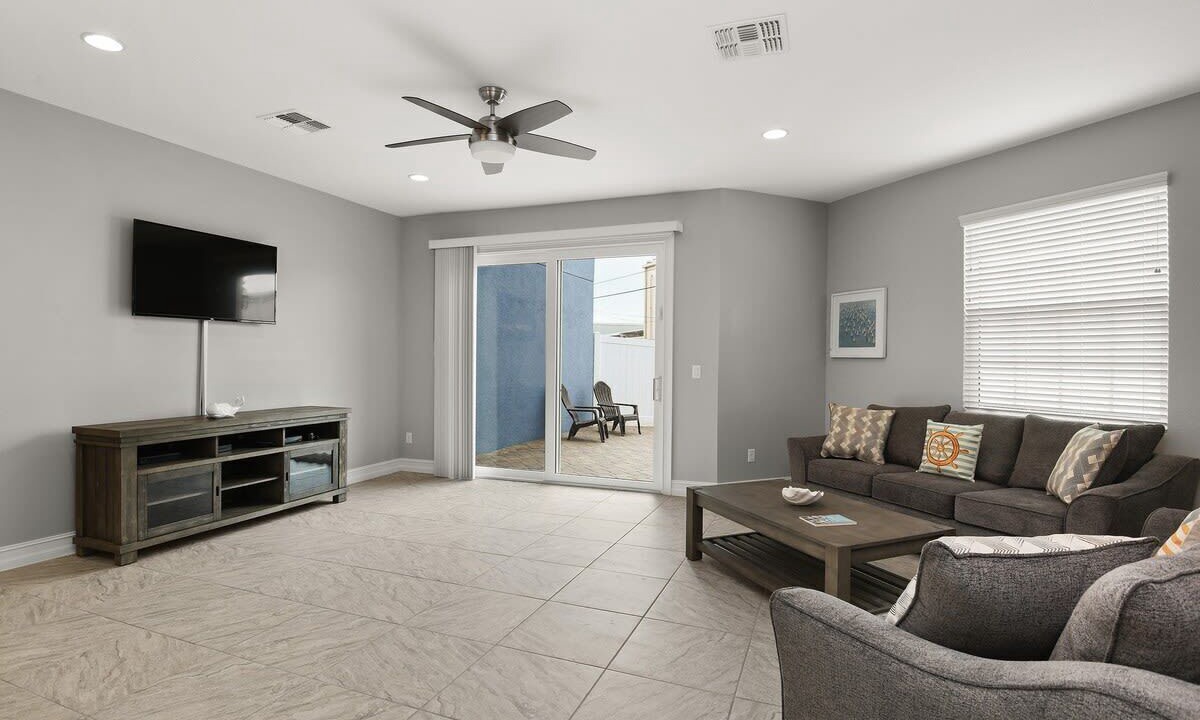 Photo of Livingroom in Indian Harbour Beach