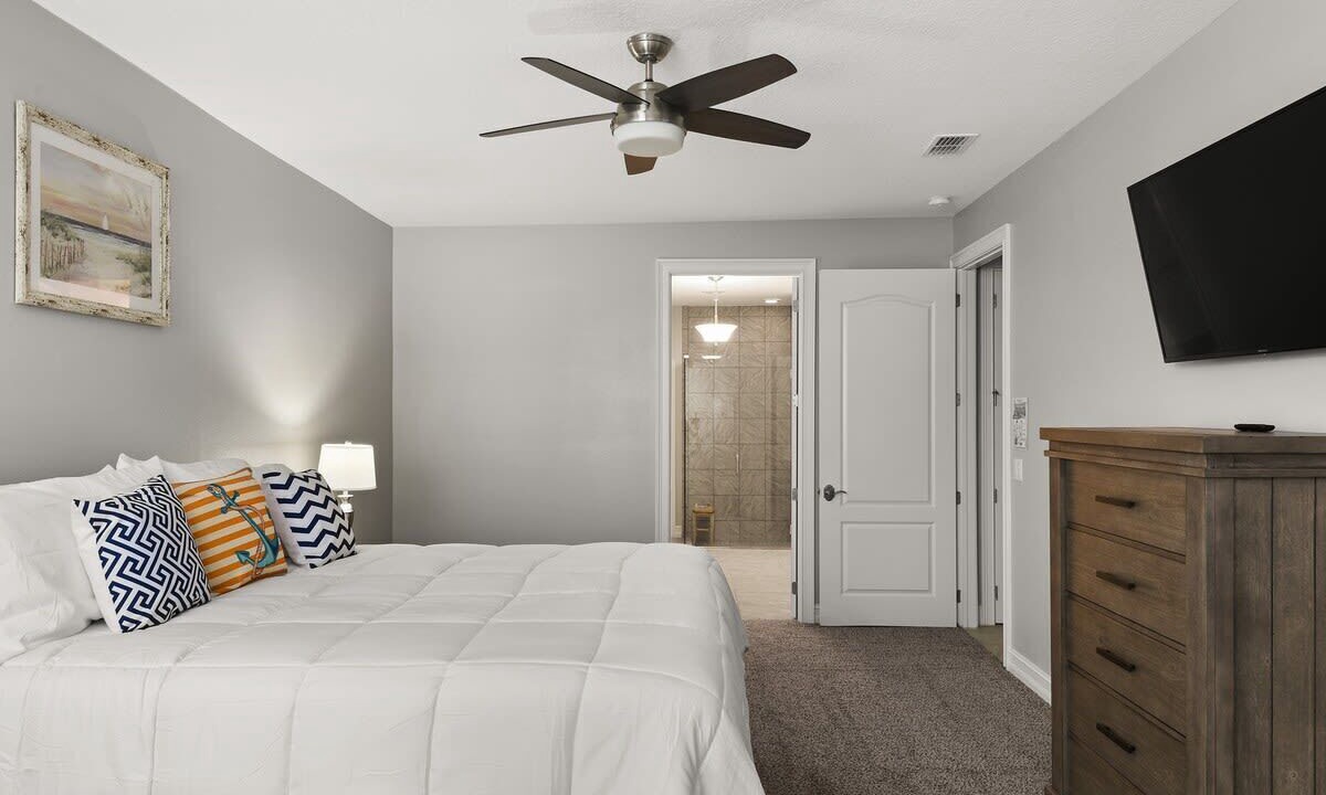 Photo of Bedroom in Indian Harbour Beach