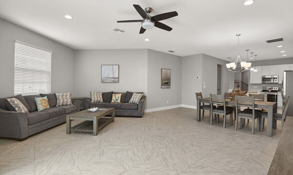 Photo of Livingroom in Indian Harbour Beach