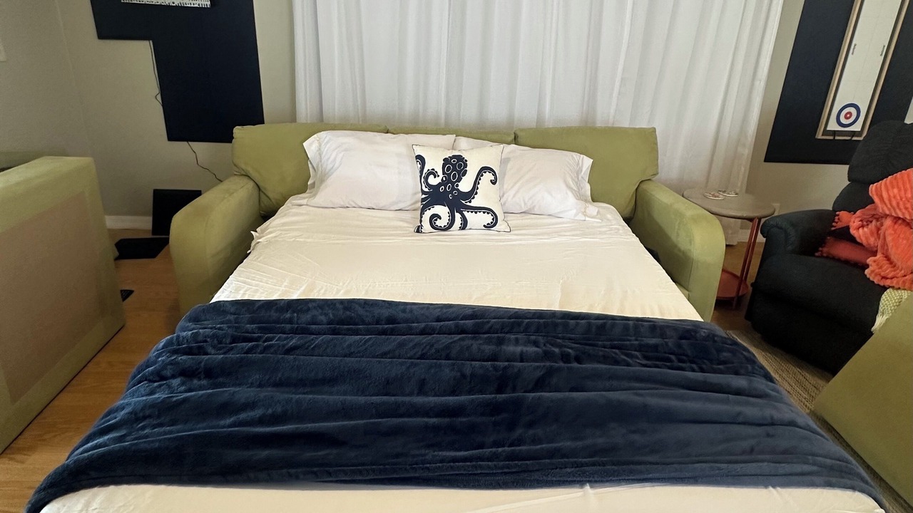 Photo of Bedroom in Iona