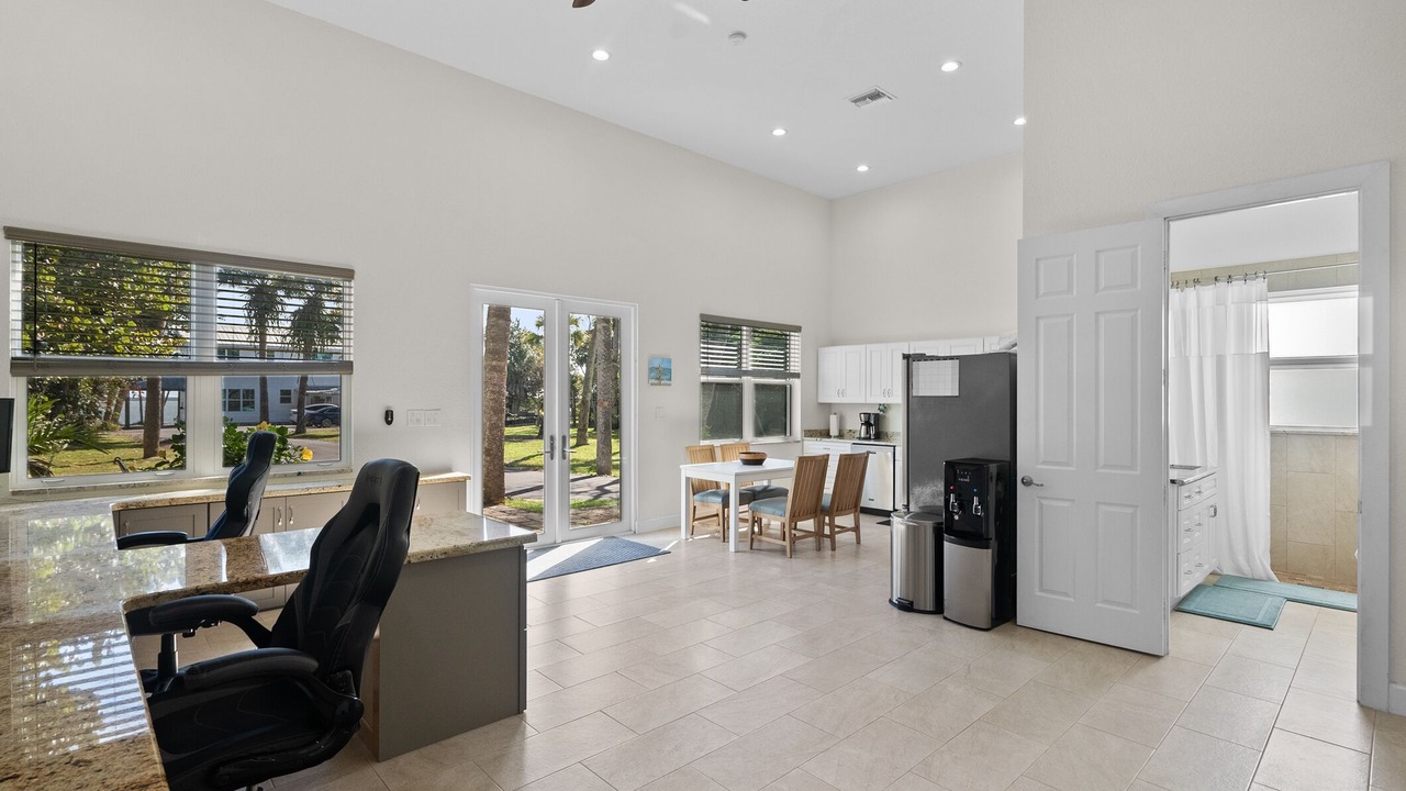 Photo of Others in Indian River Estates