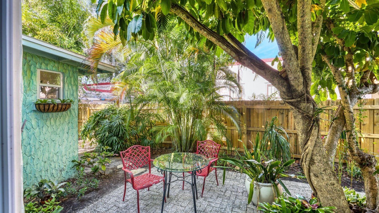 Photo of Outdoor in Central Sarasota