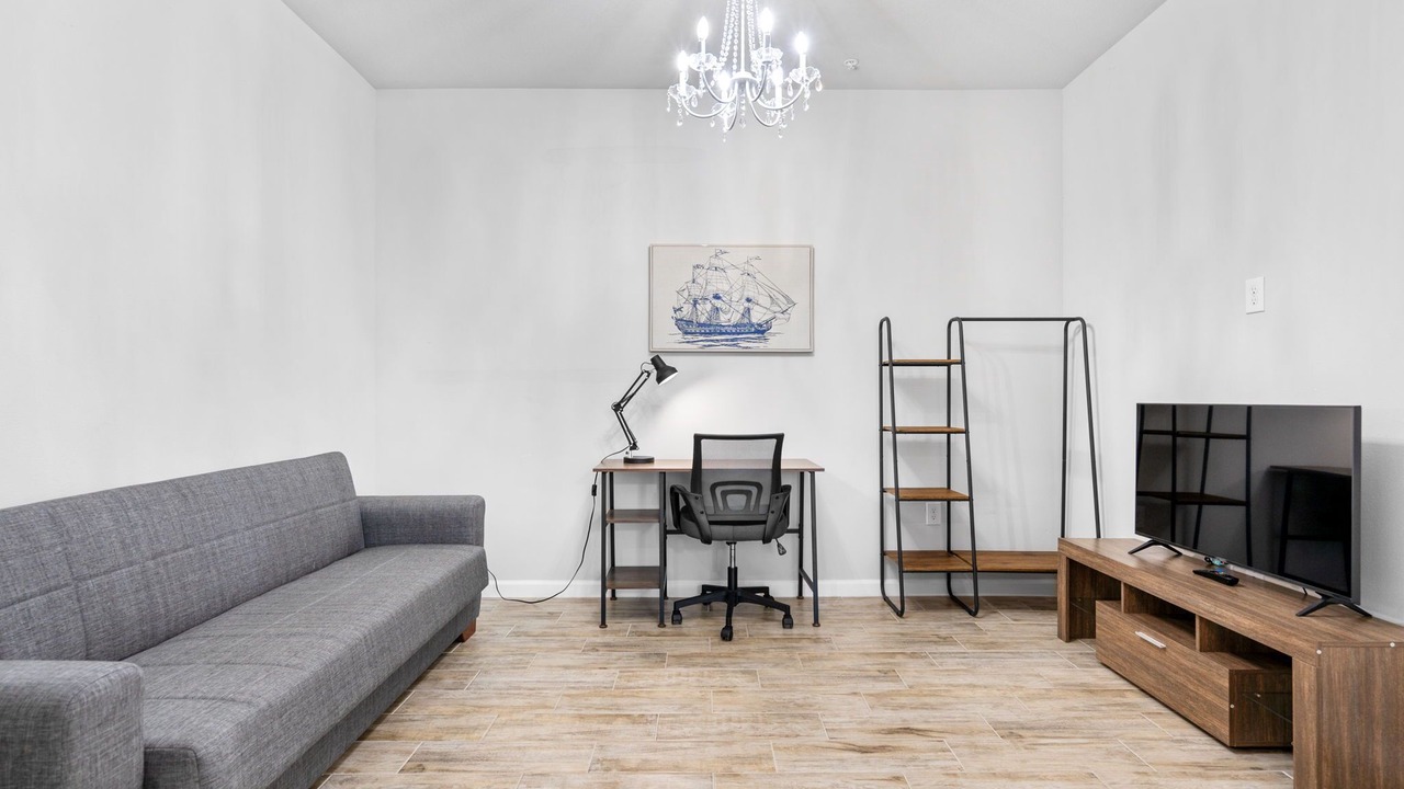 Photo of Livingroom in East Naples