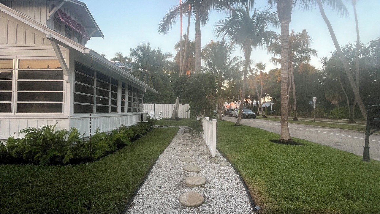 Photo of Outdoor in Old Naples