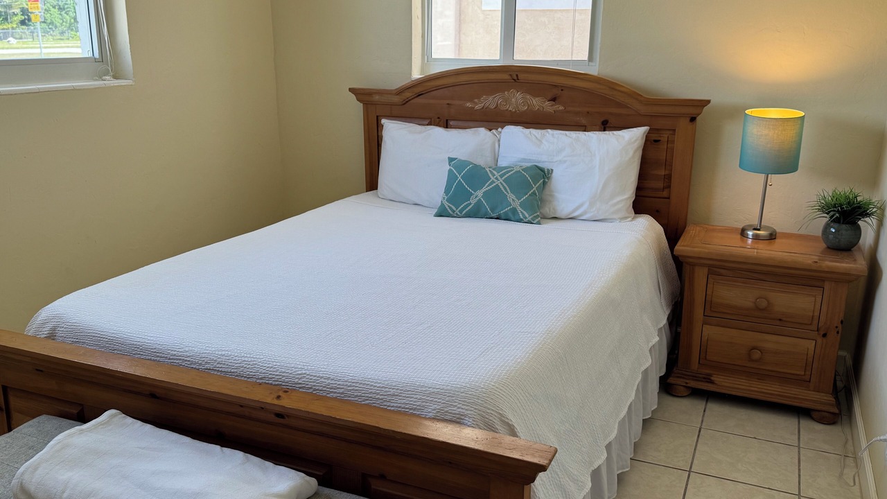 Photo of Bedroom in Summerland Key