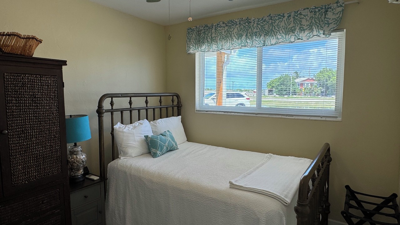 Photo of Bedroom in Summerland Key