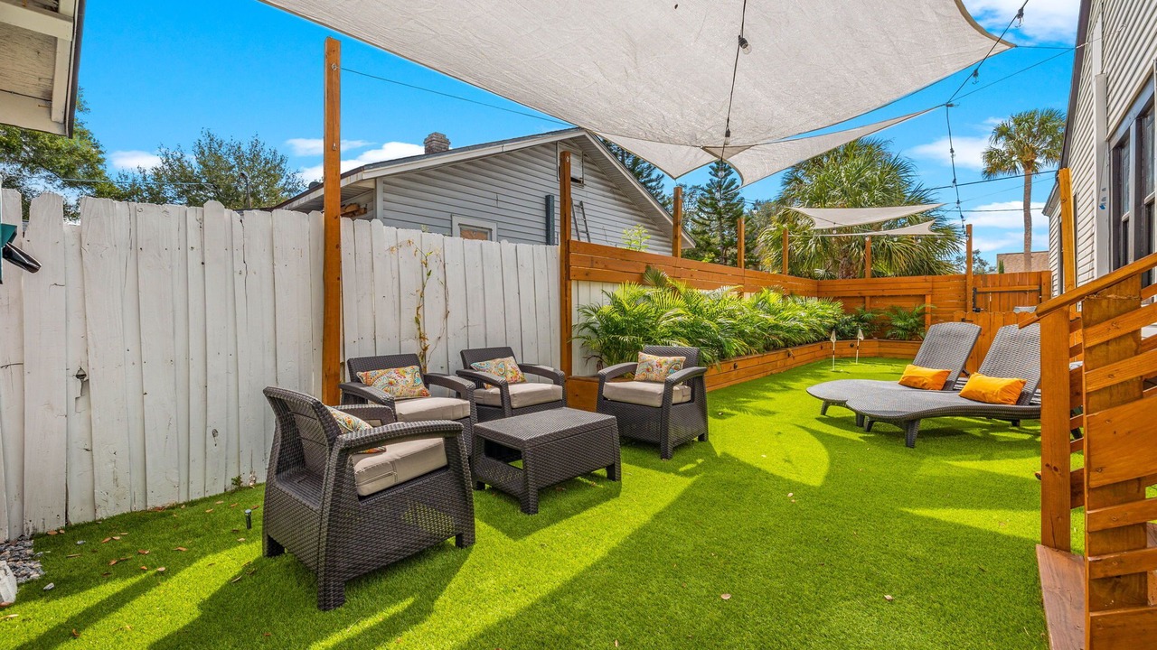 Photo of Patio Balcony in Sun Bay South