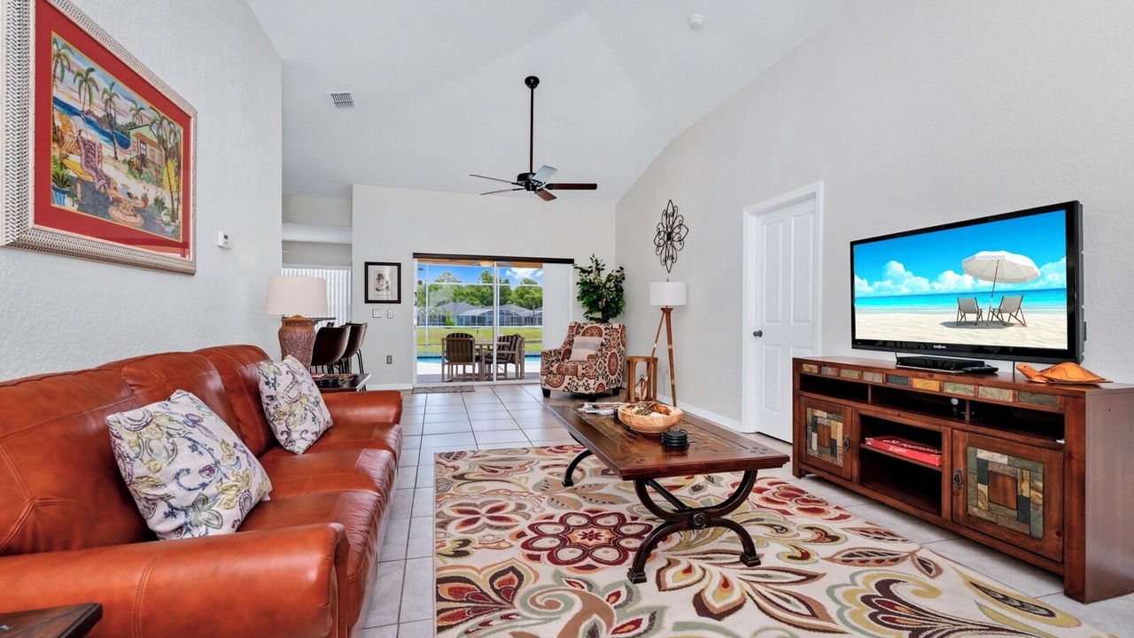 Photo of Livingroom in Loughman
