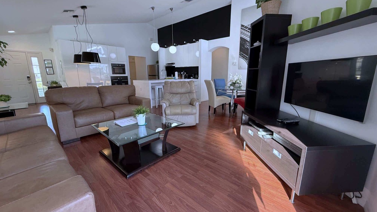 Photo of Livingroom in Haines City
