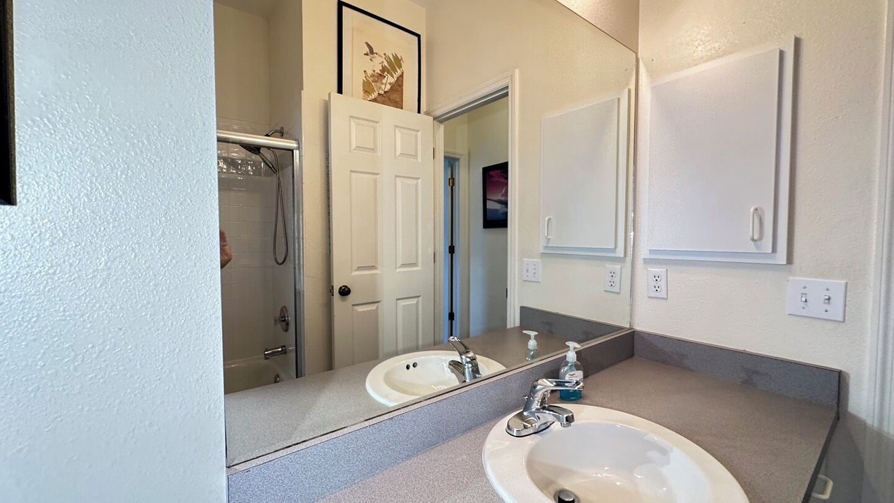 Photo of Bathroom in Gulf Gate Estates