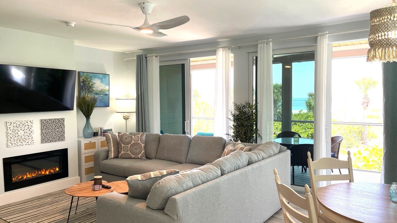 Photo of Livingroom in North Captiva