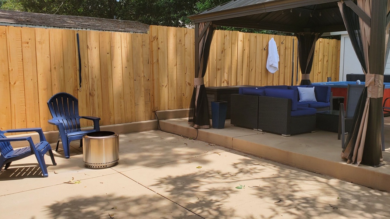 Photo of Patio Balcony in Dixieland
