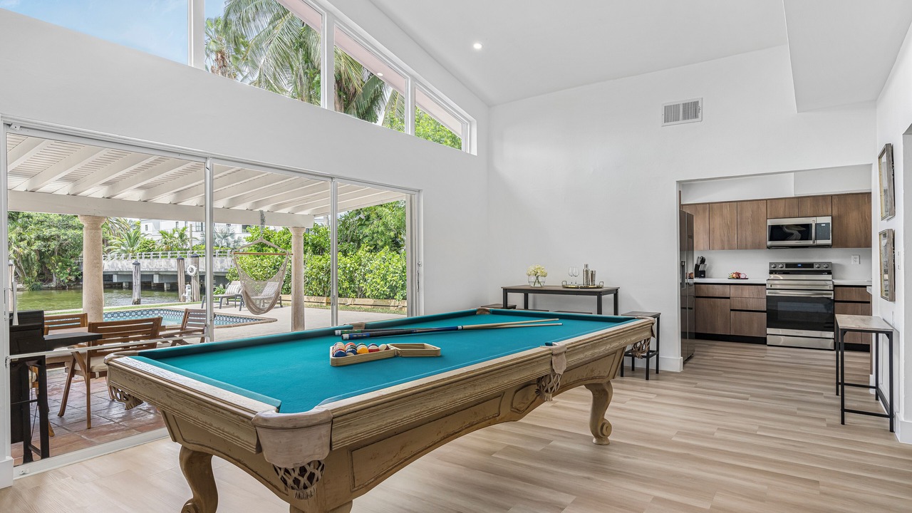 Photo of Bedroom in Northeast Miami