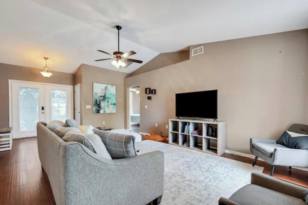 Photo of Livingroom in Winter Haven