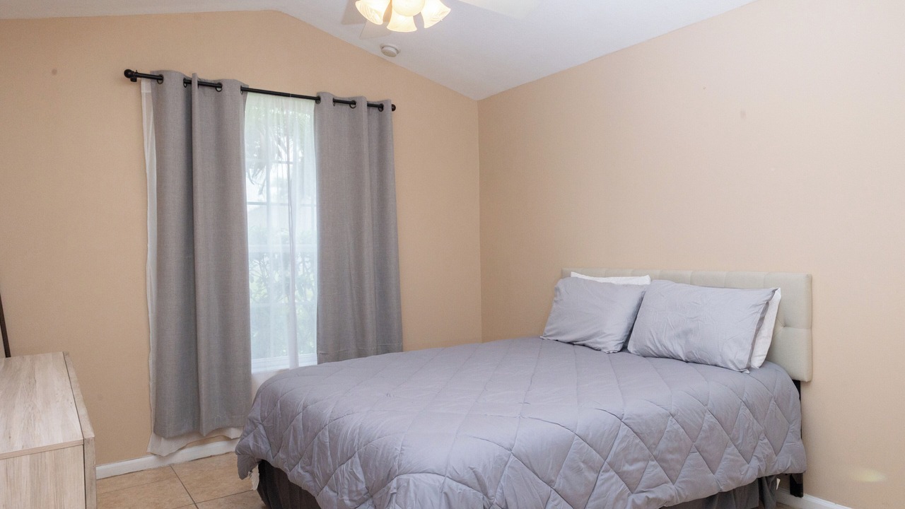 Photo of Bedroom in Port Saint Lucie