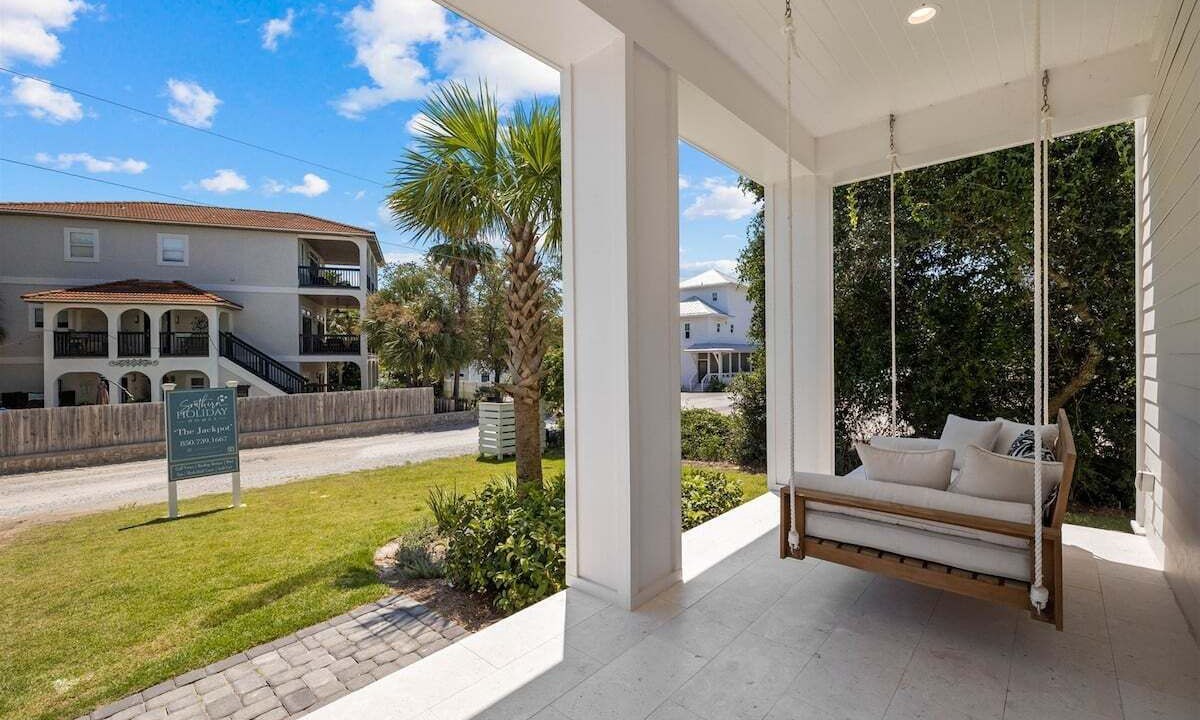 Photo of Patio Balcony in Seagrove Beach