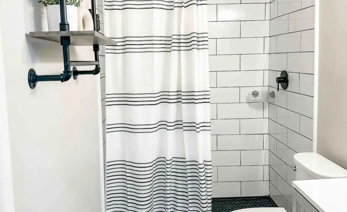 Photo of Bathroom in Alva