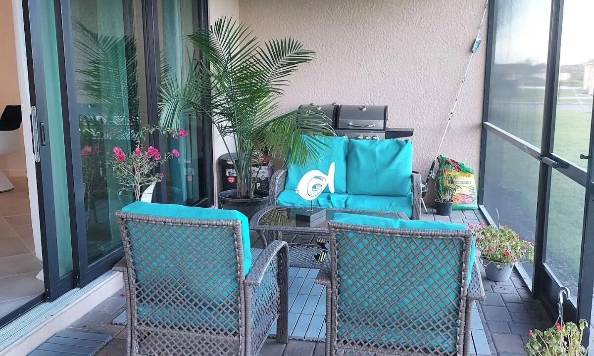 Photo of Patio Balcony in River Hall