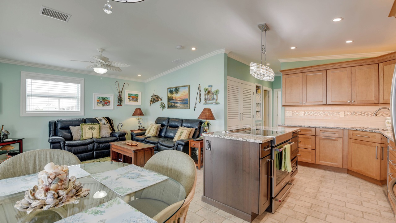 Photo of Bedroom in Cudjoe Key