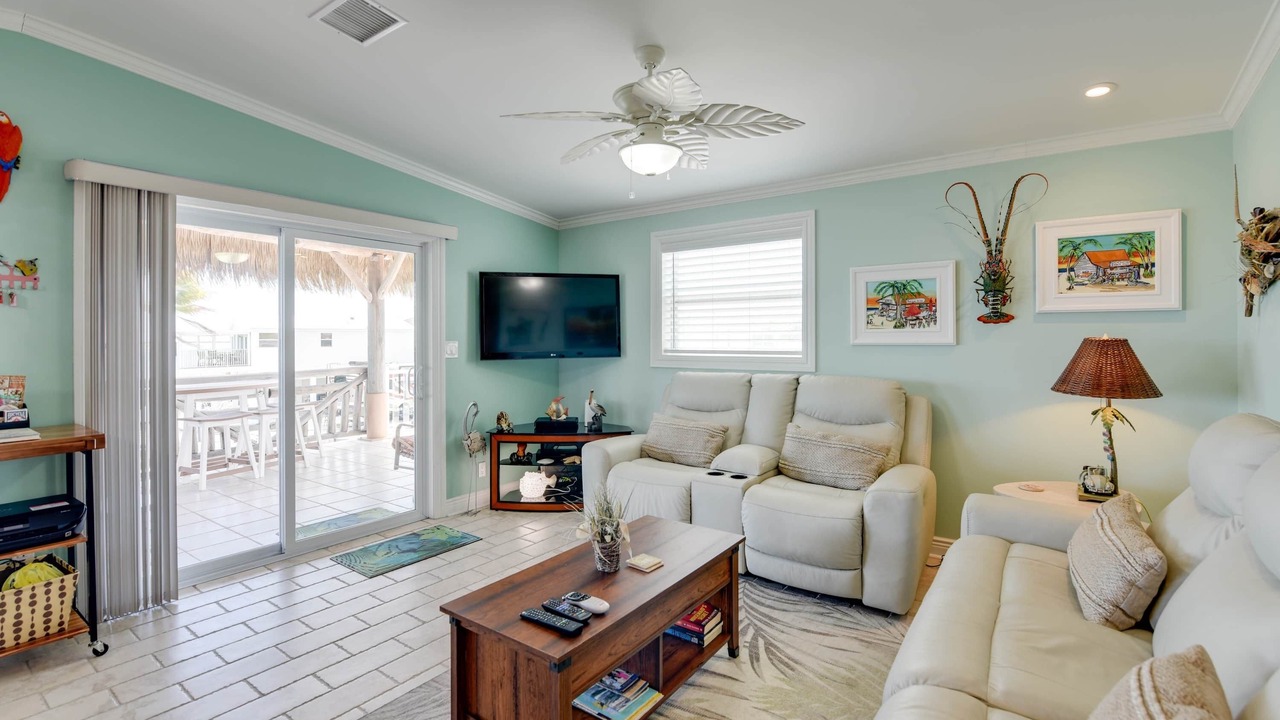 Photo of Livingroom in Cudjoe Key