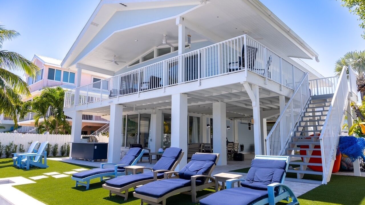 Photo of Patio Balcony in Indian Waterways