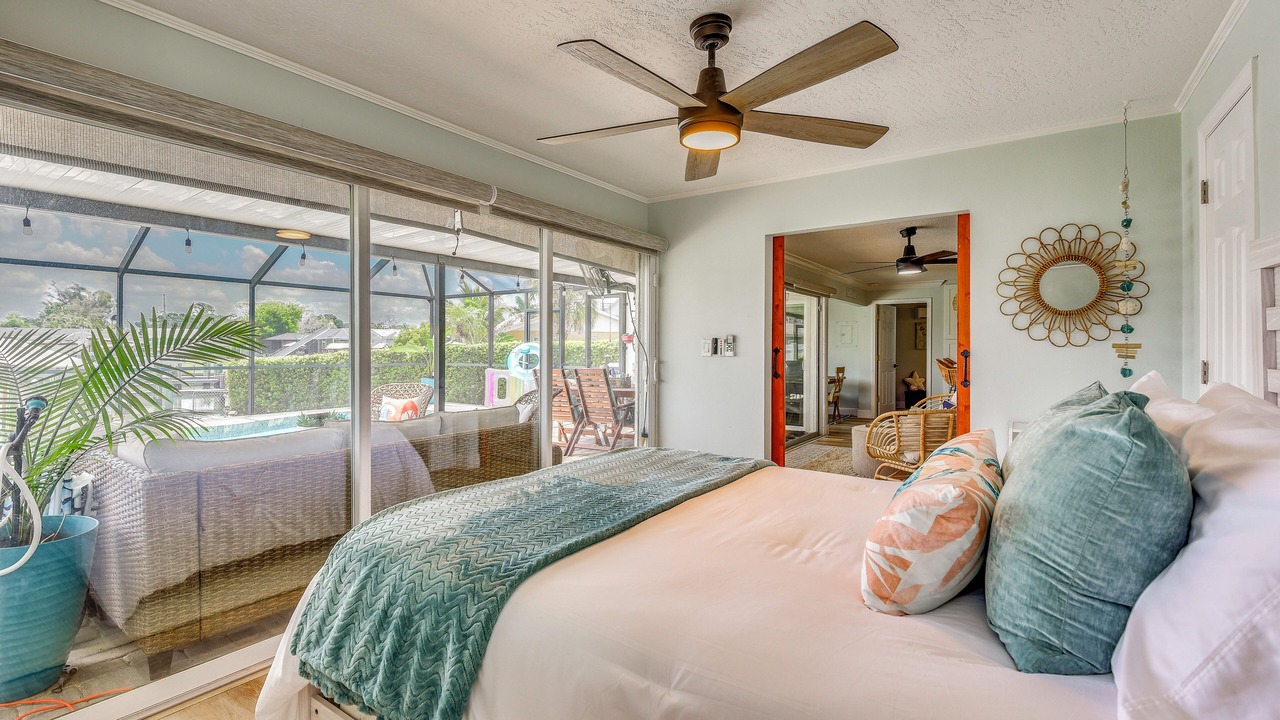 Photo of Bedroom in Bay Colony