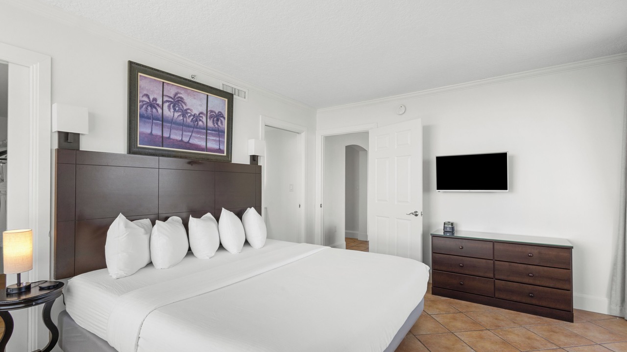 Photo of Bedroom in Coconut Grove