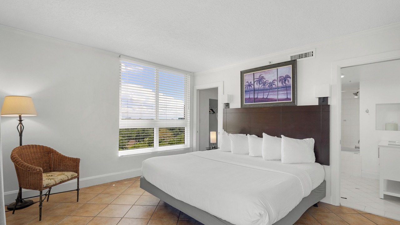 Photo of Bedroom in Coconut Grove