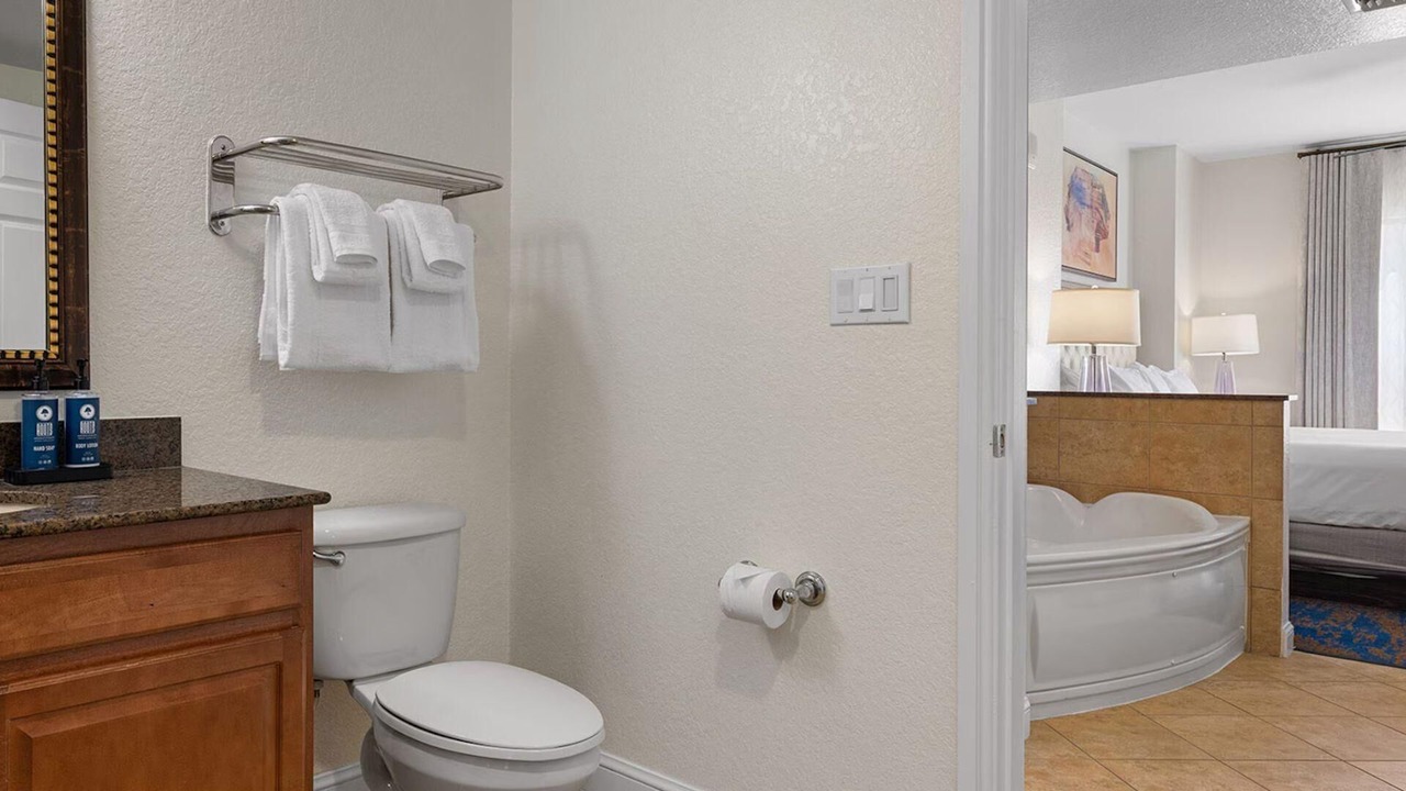 Photo of Bathroom in Lake Buena Vista